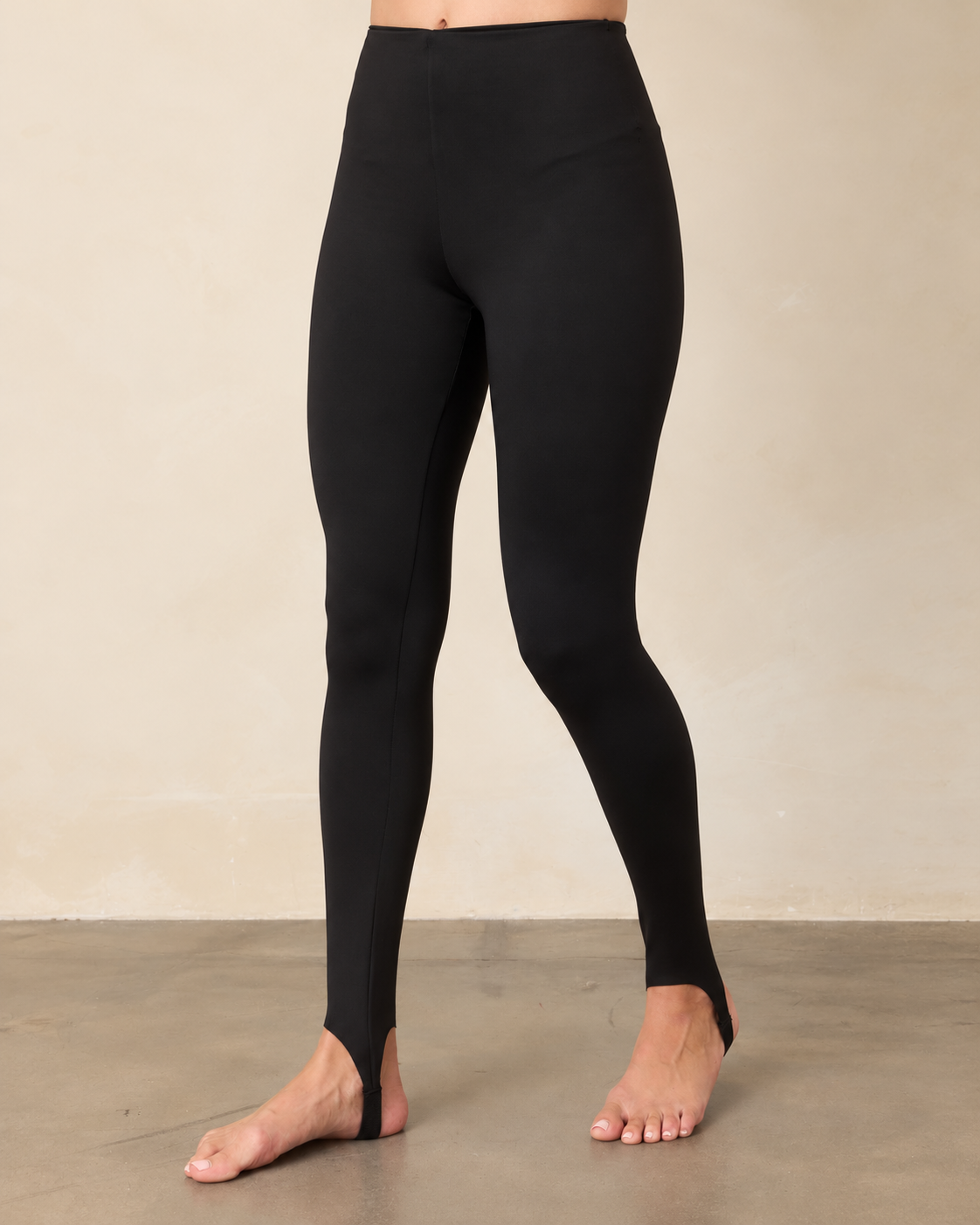 Sleek Stirrup Leggings