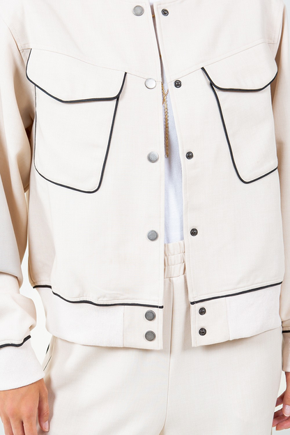 Contrast Piping Set