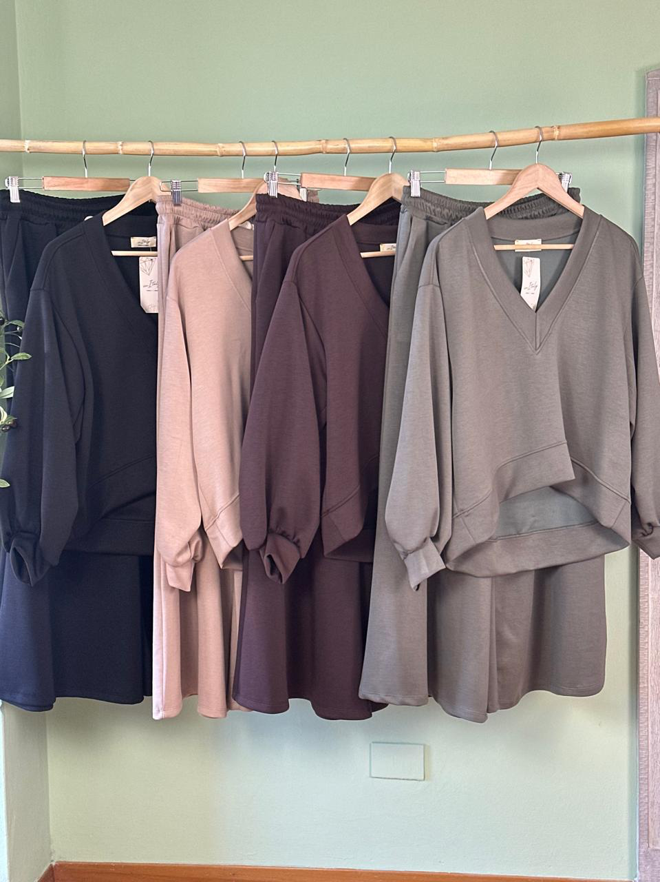 Alessandra Lounge Set