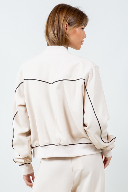 Contrast Piping Set