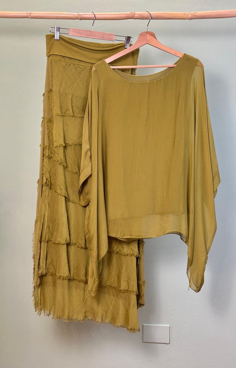 Silk Flow Skirt Set